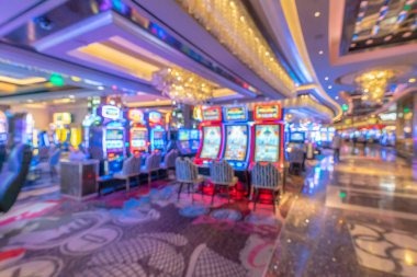 gruptoto blackjack live-dealer table with multilingual interface
