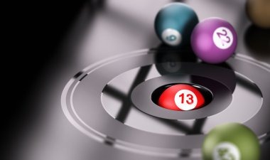 Roulette wheel with live broadcast